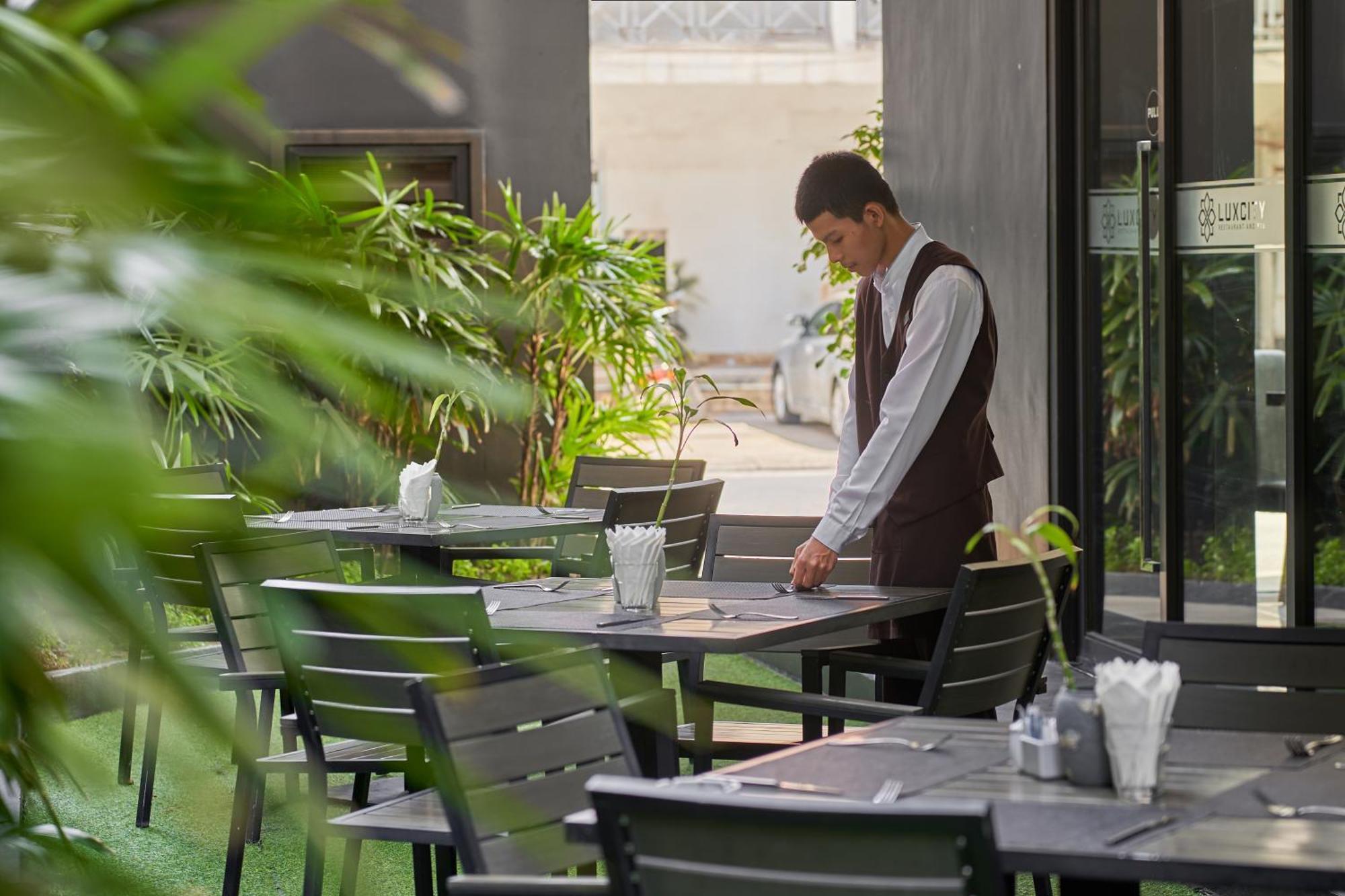 Luxcity Hotel & Apartment Phnom Penh Eksteriør bilde