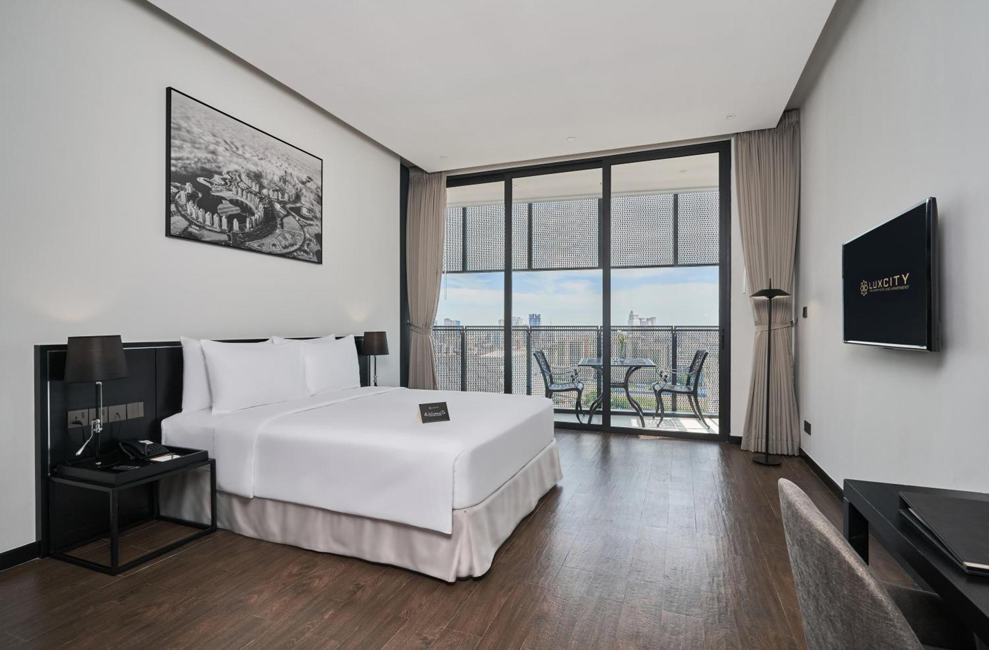 Luxcity Hotel & Apartment Phnom Penh Eksteriør bilde